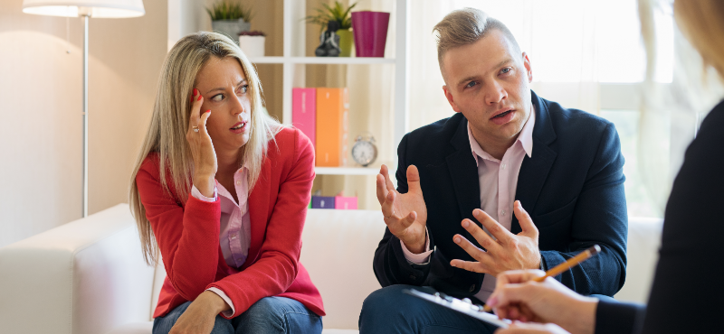 couple in mediation